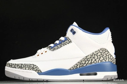3 Jordan Wizards CT8532-148 0816